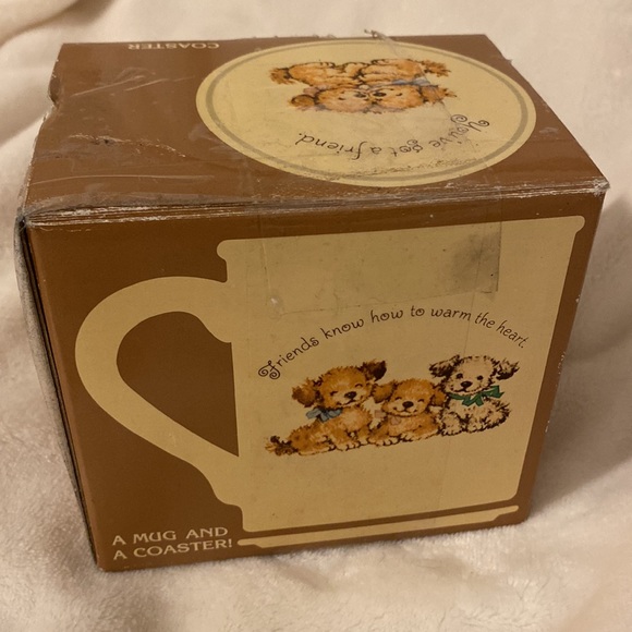 ❌FINAL PRICE DROP‼️Vintage Hallmark Mug Mates Mug & Coaster Set Friends Puppies - Picture 8 of 16